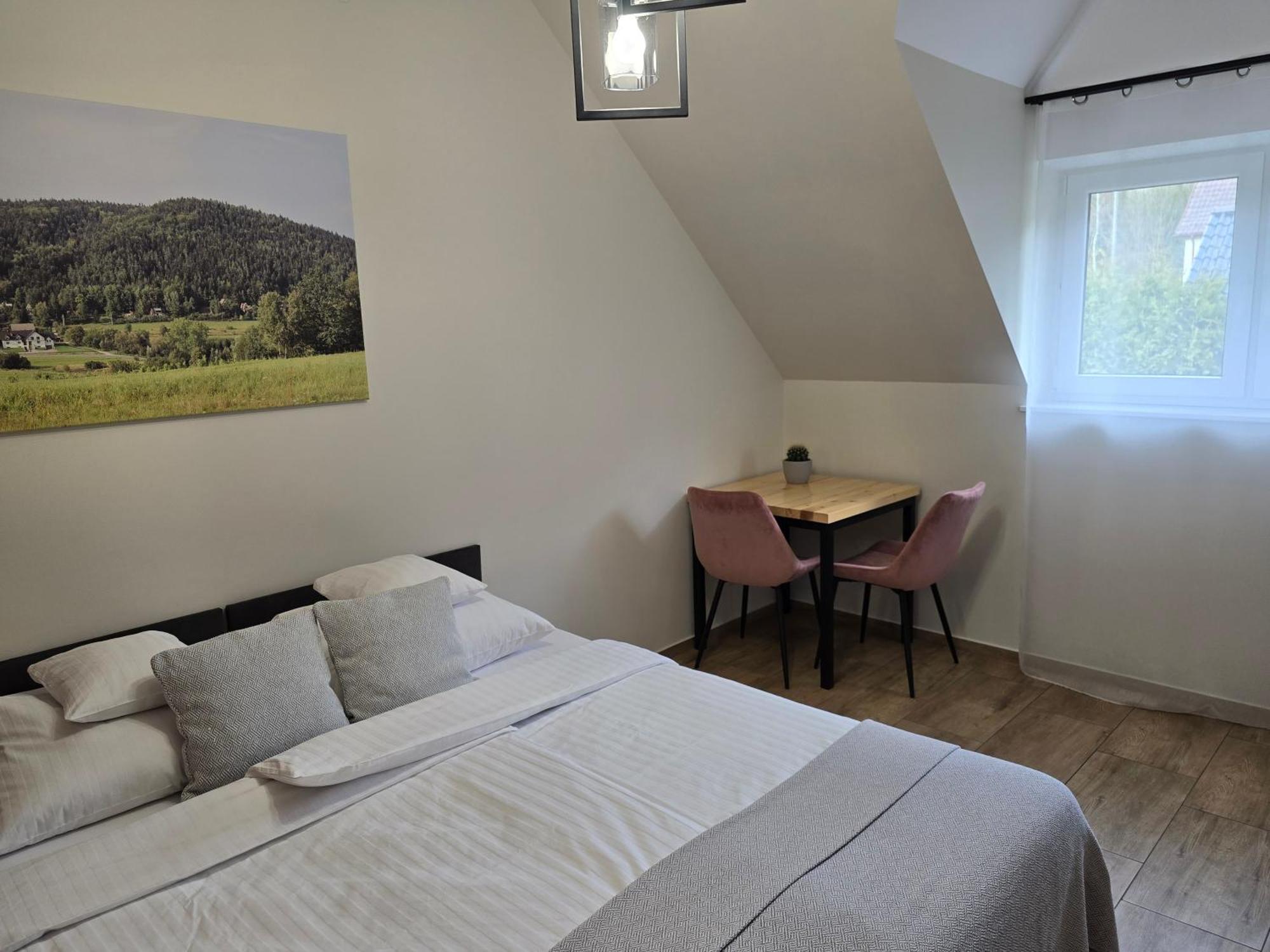 Dwor Bysina Villa Myślenice Eksteriør billede